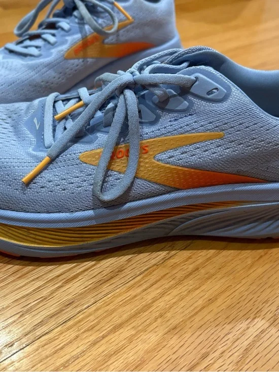 Brooks Ghost 17 Running Shoes - size 9.5 - Picture 2 of 5